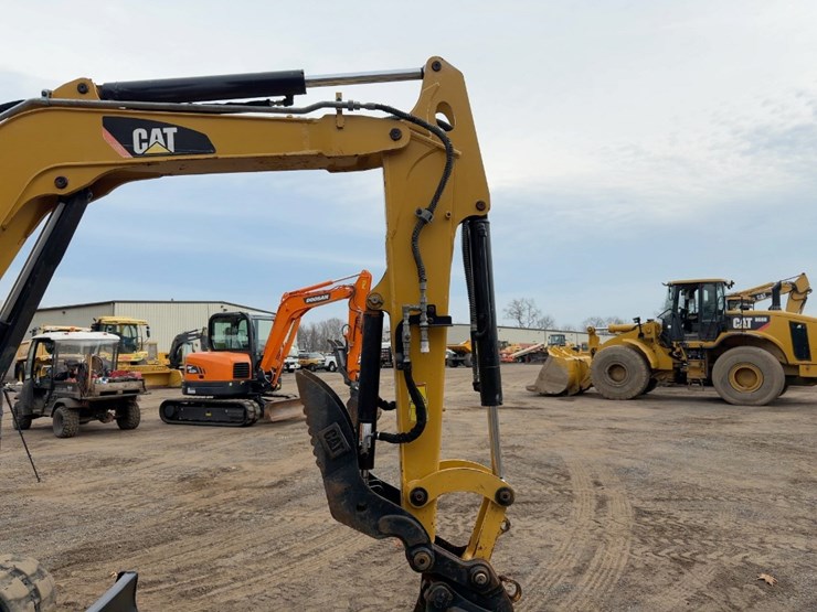 2017-caterpillar-305e2-cr-image-10