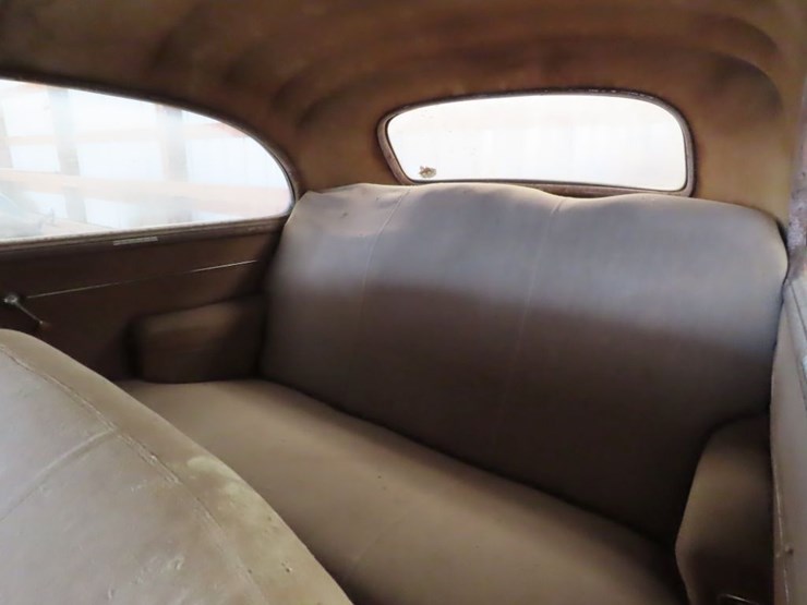 1940-chevrolet-2dr-sedan-image-7