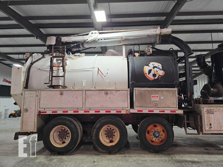 2014-kenworth-t800-image-22