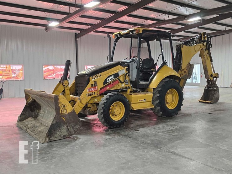 2012-caterpillar-420e-image-1