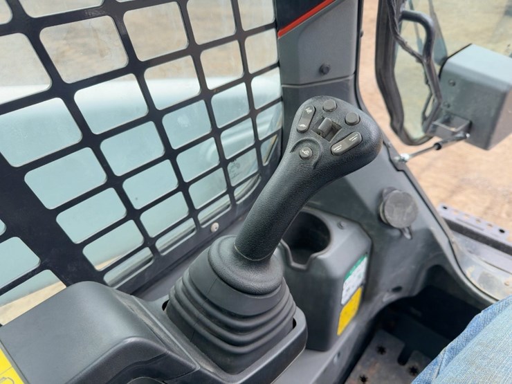 2022-bobcat-t66-image-20