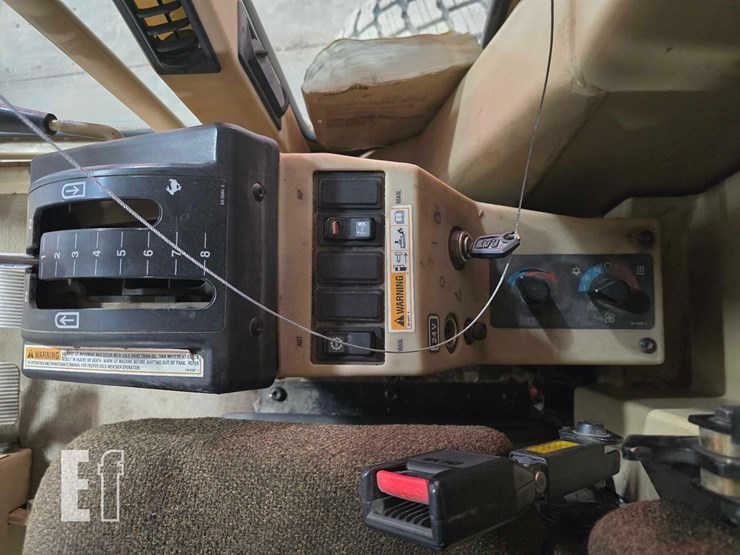 2003-caterpillar-140h-image-14