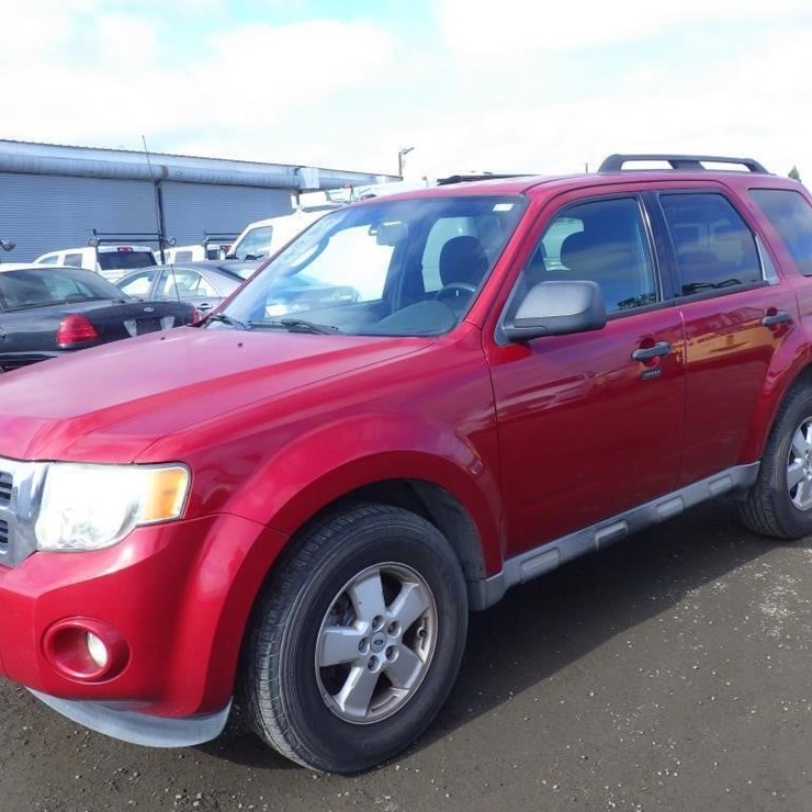 2011 FORD ESCAPE