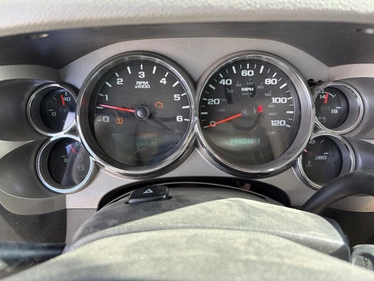 2012-gmc-sierra-2500-image-15