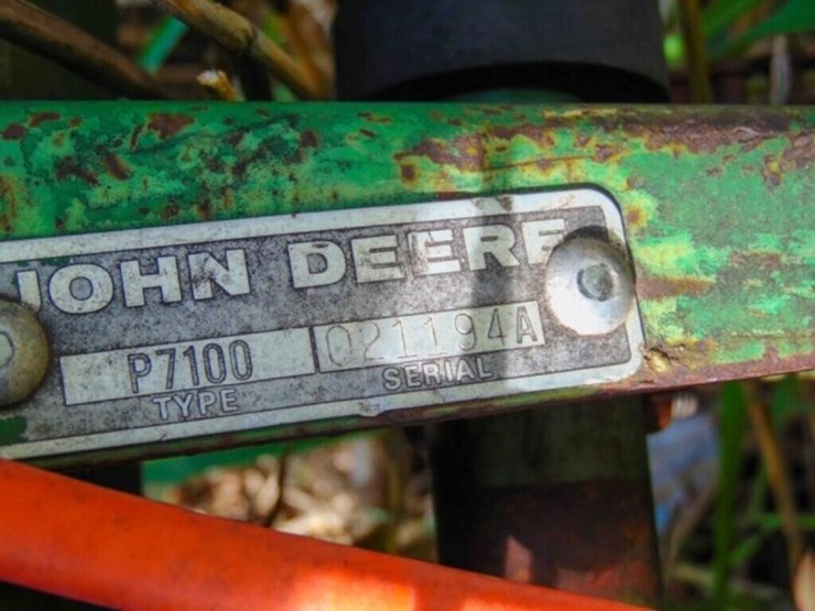 john-deere-12-image-2