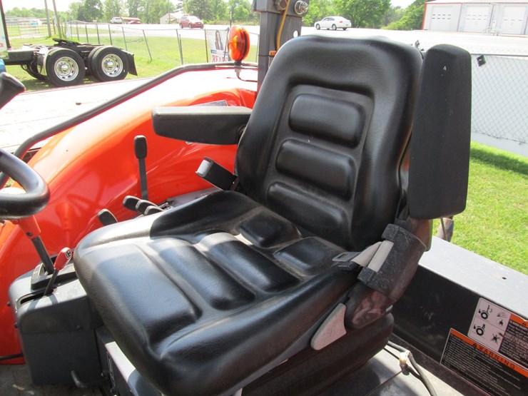 2022-kubota-m6s-111-image-33