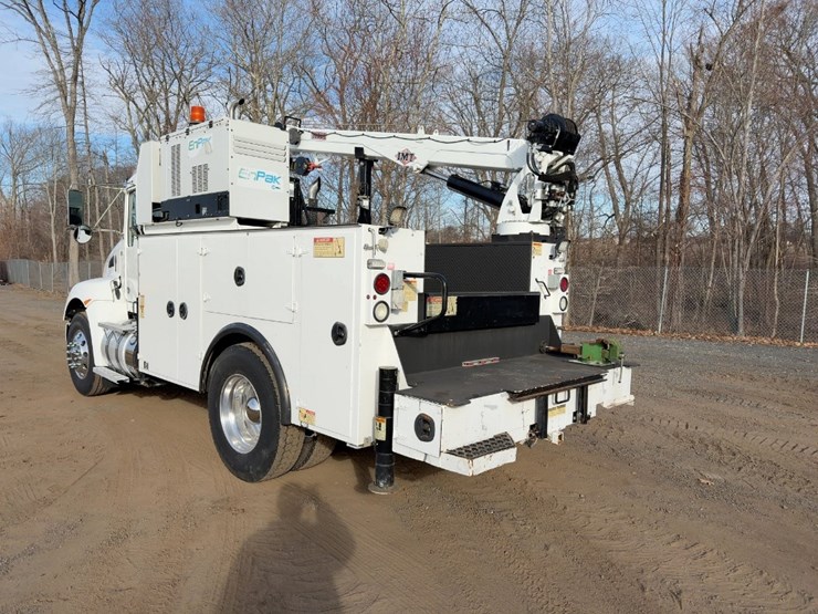 2017-kenworth-t270-image-3