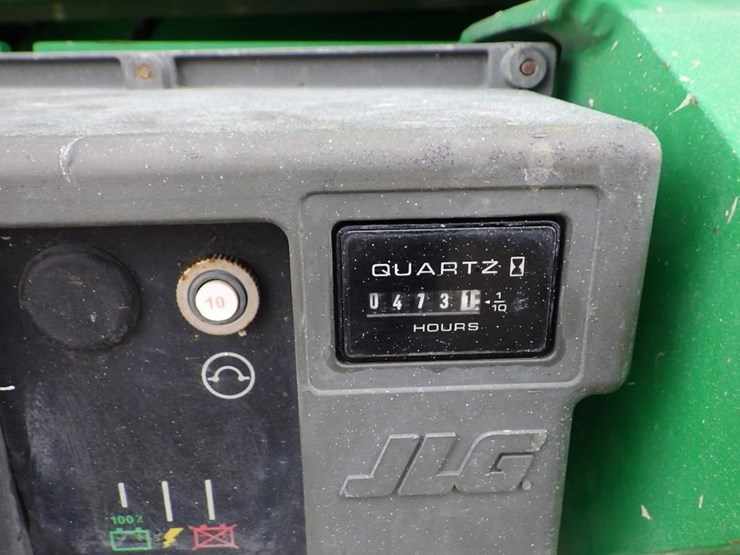 2016-jlg-3246es-image-14