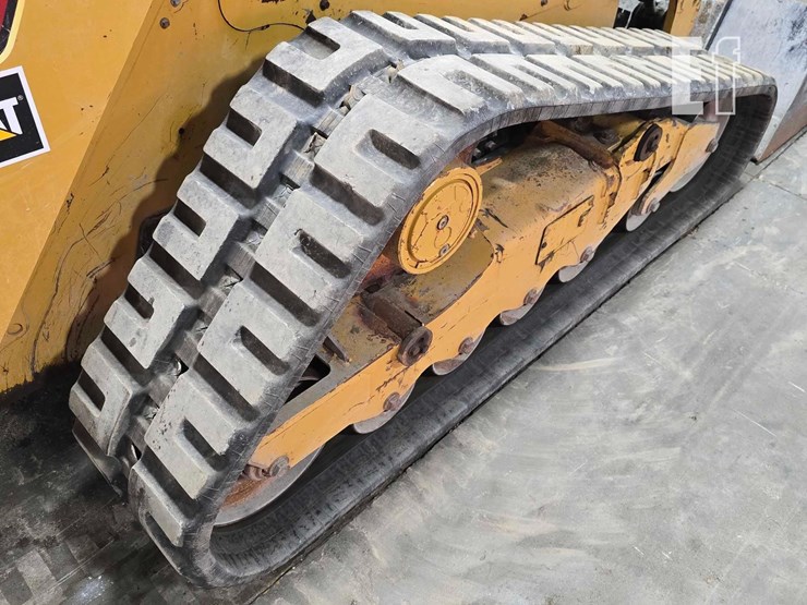 2021-caterpillar-289d3-image-38