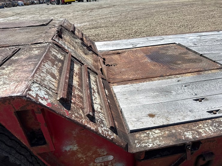 massey-ferguson-8-image-22