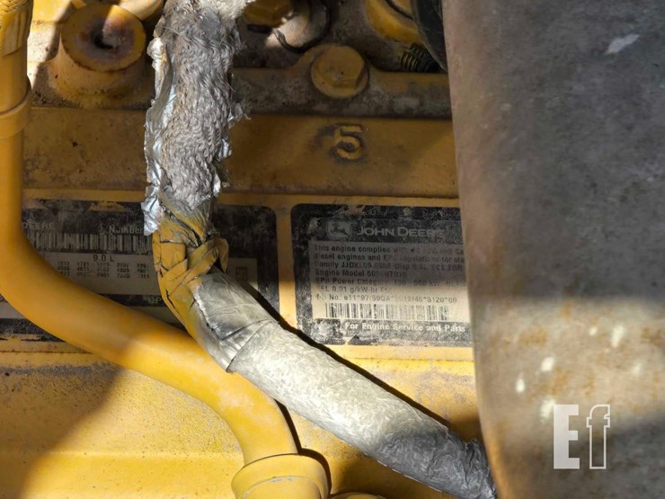 2018-deere-350g-lc-image-24