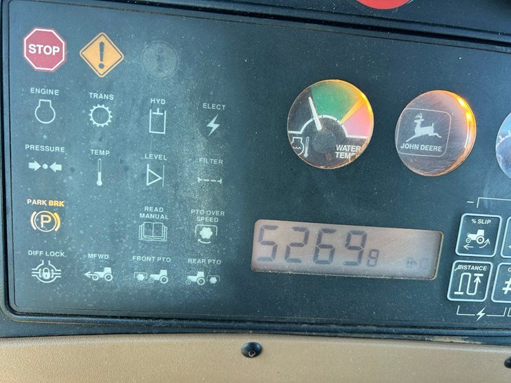 1995-john-deere-8400-image-34