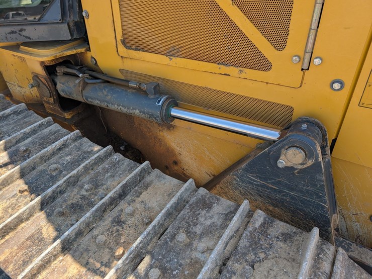 deere-650k-xlt-image-19