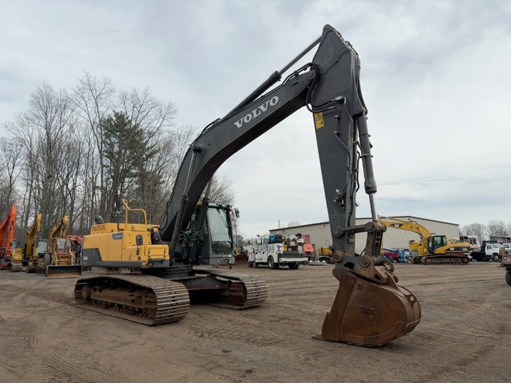 2013-volvo-ec300dl-image-7