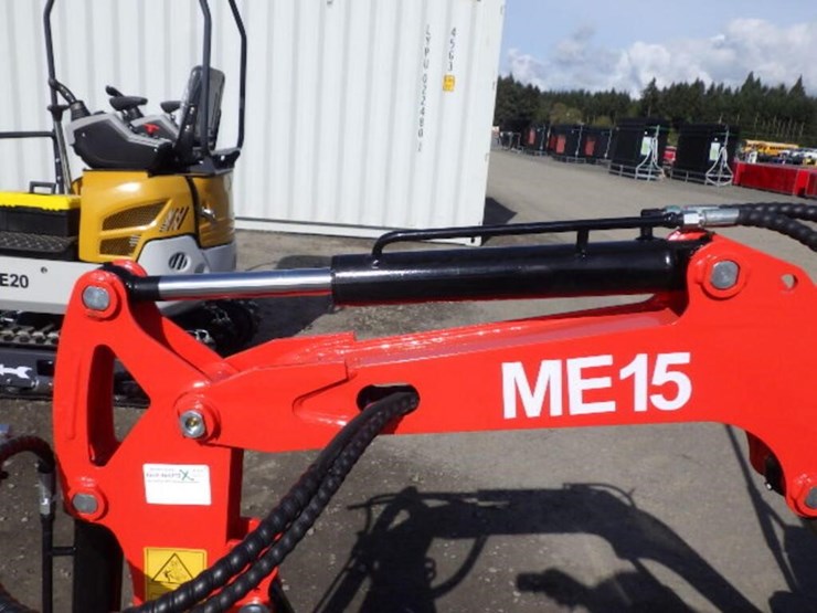 2026-sdlanch-me15-hydraulic-excavator-image-7