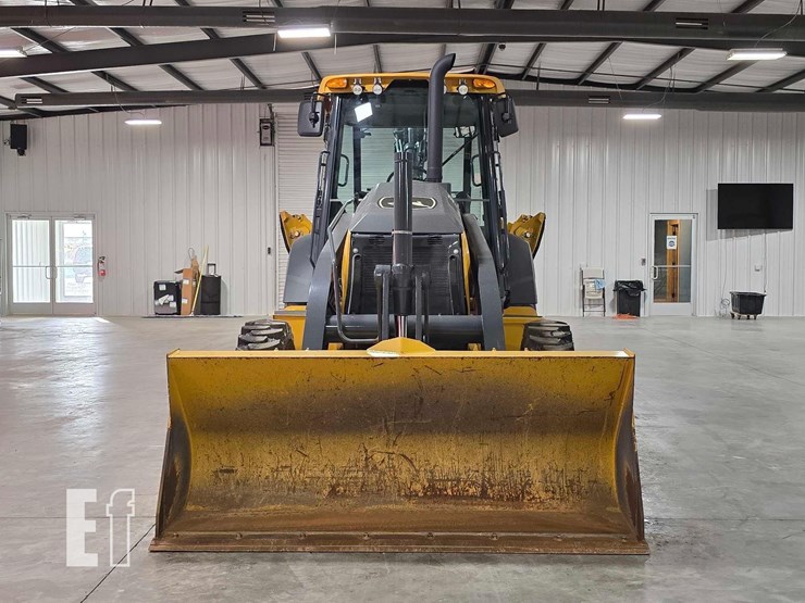 2023-deere-320-p-tier-image-7