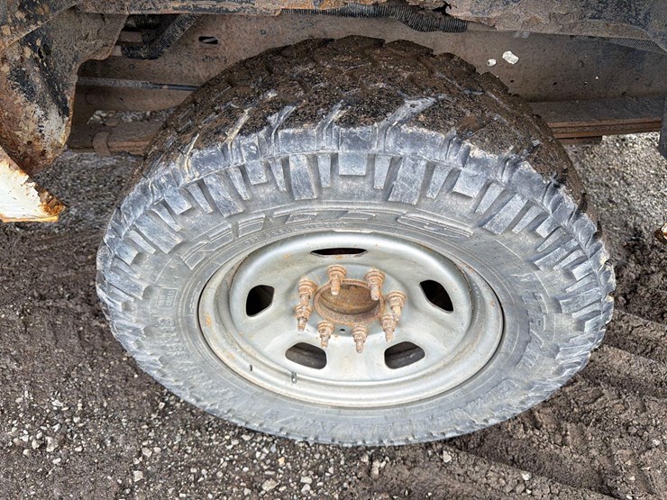 2013-ford-e350-image-8