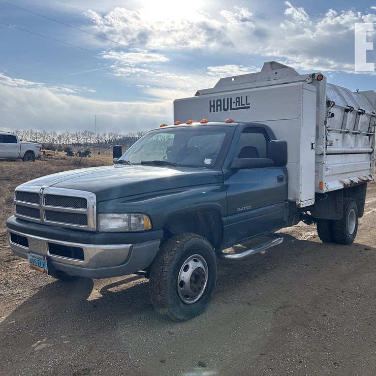 2001 DODGE RAM 3500