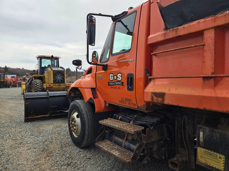 2002-international-7300-image-20