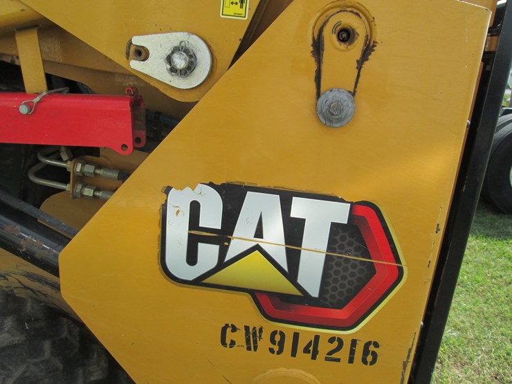 2022-caterpillar-259d3-image-5