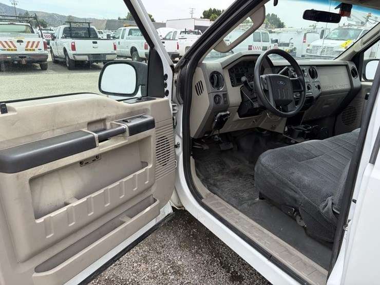 2008-ford-f250-image-12