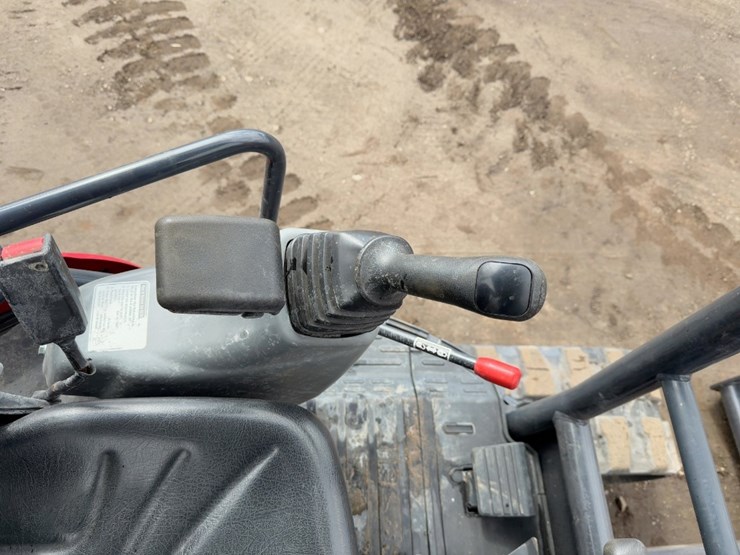 2023-yanmar-vio55-6a-image-30