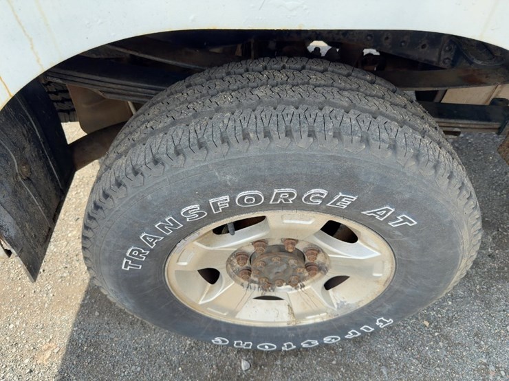 2010-ford-f350-xlt-image-9