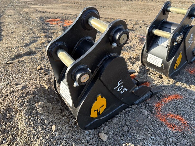 caterpillar-303-image-2