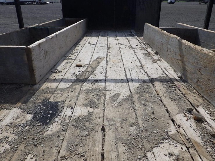 2005-isuzu-nqr-image-9