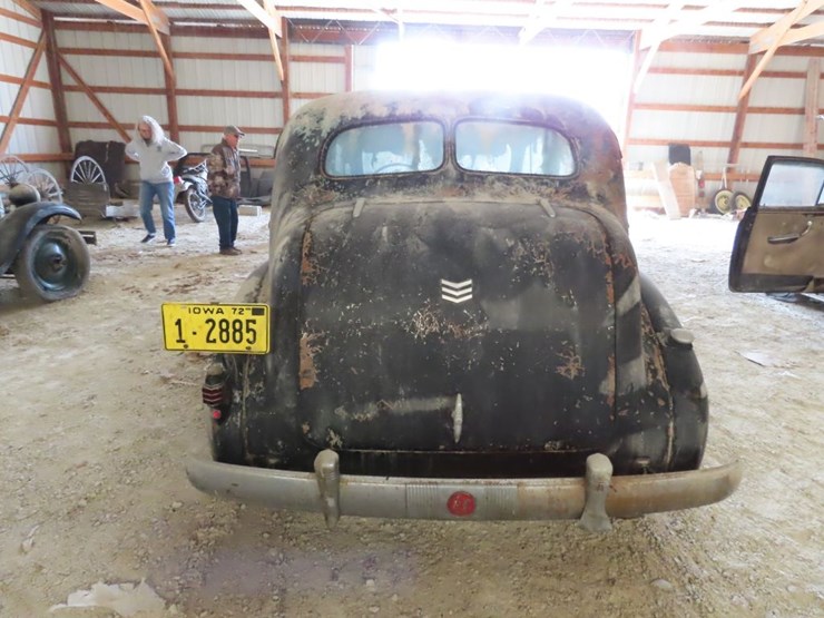 1937-cadillac-4dr-sedan-image-8