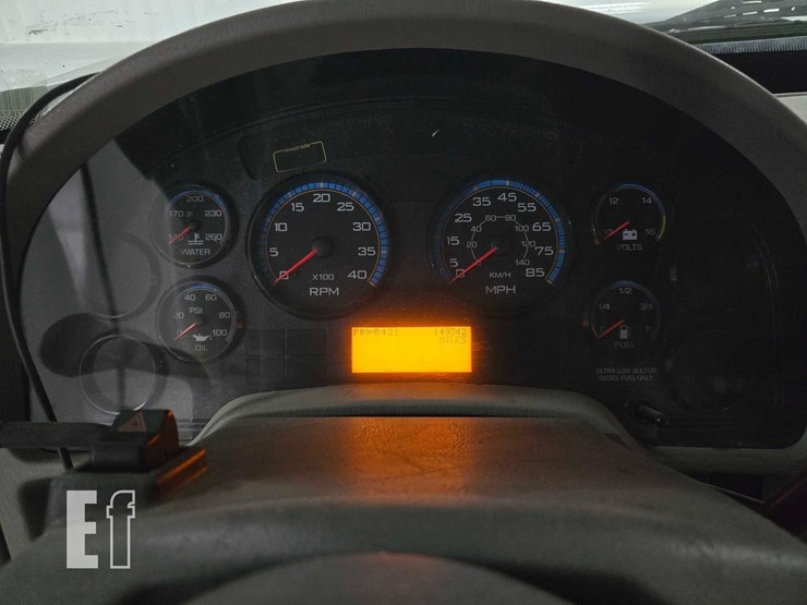 2013-international-3000-image-12