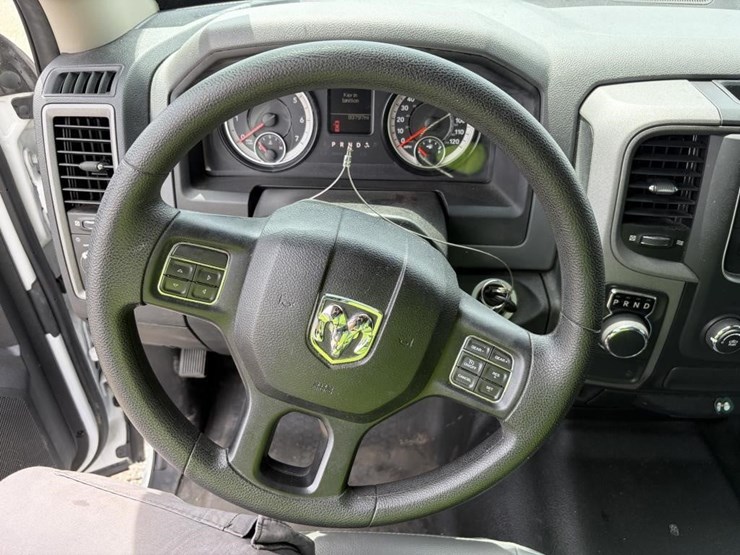 2016-dodge-1500-image-13