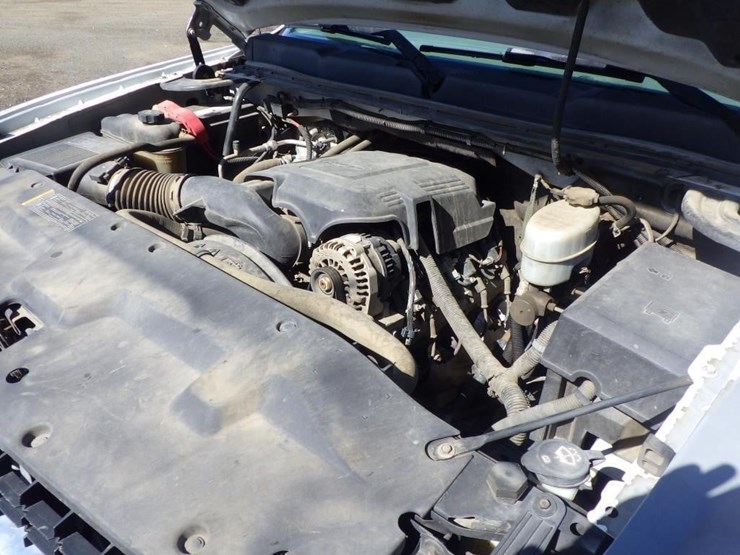 2009-chevrolet-3500hd-image-9