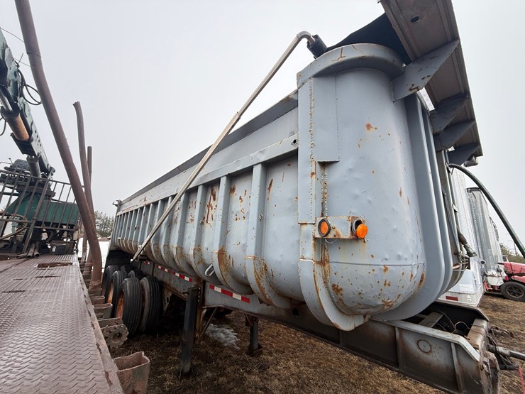 #1130-•-26'-end-dump-semi-trailer-image-30