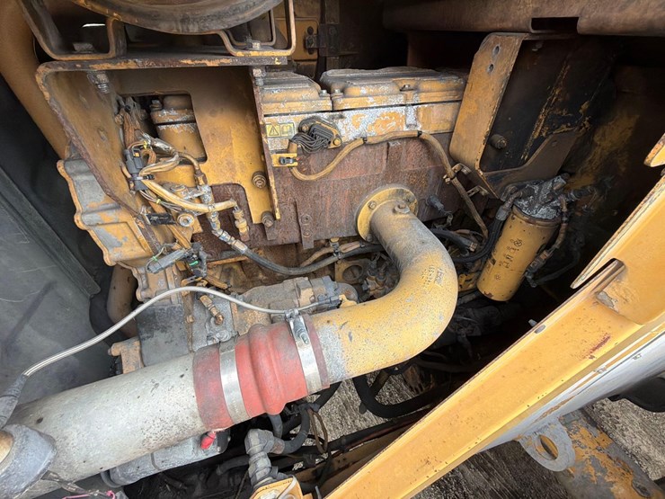 caterpillar-988g-image-16