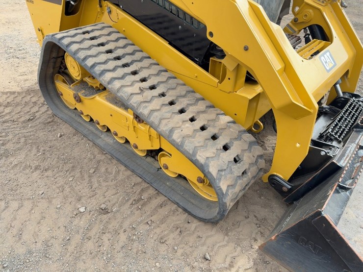 2018-caterpillar-289d-image-12