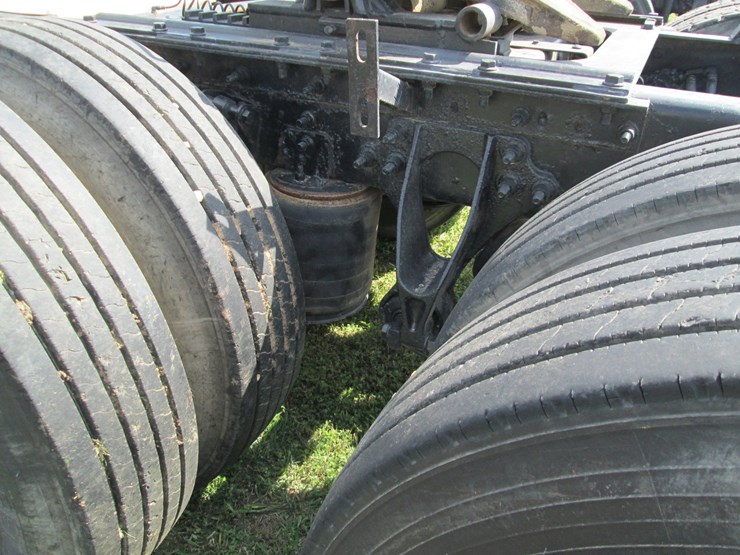 2012-international-prostar-image-5