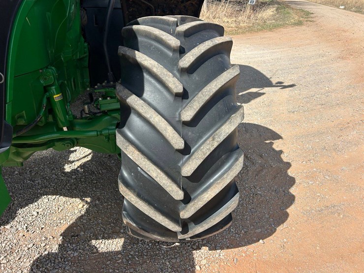 2013-john-deere-7200r-image-17