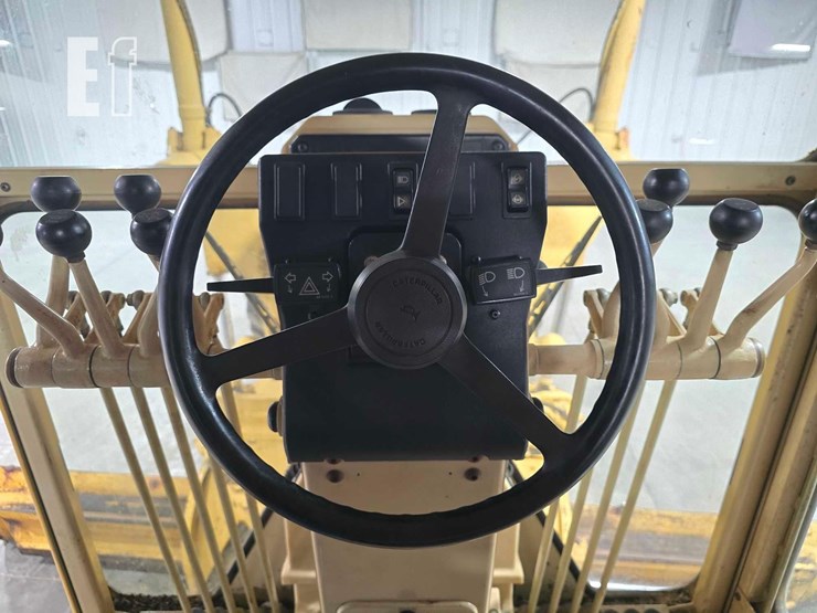 2003-caterpillar-140h-image-16