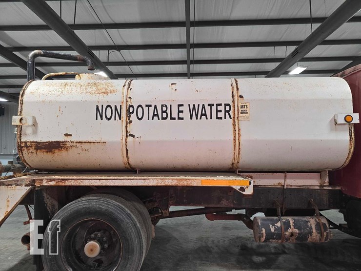 1990-international-4900-image-18