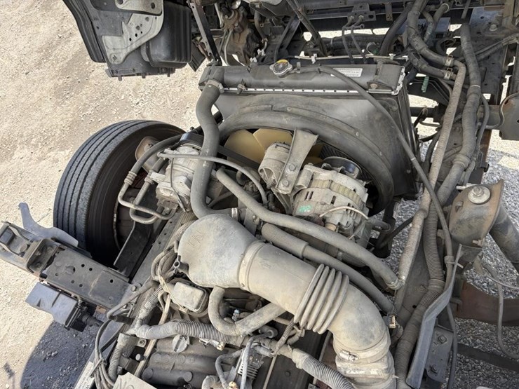 2001-gmc-w4500-image-8