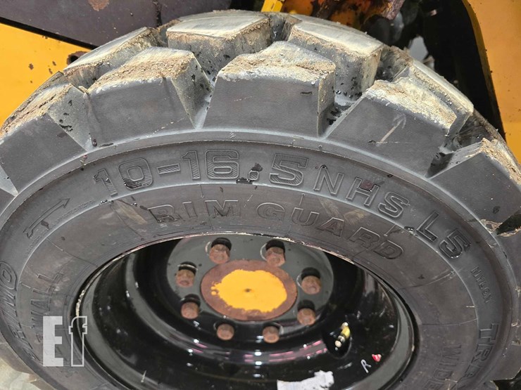 2021-caterpillar-226d3-image-29