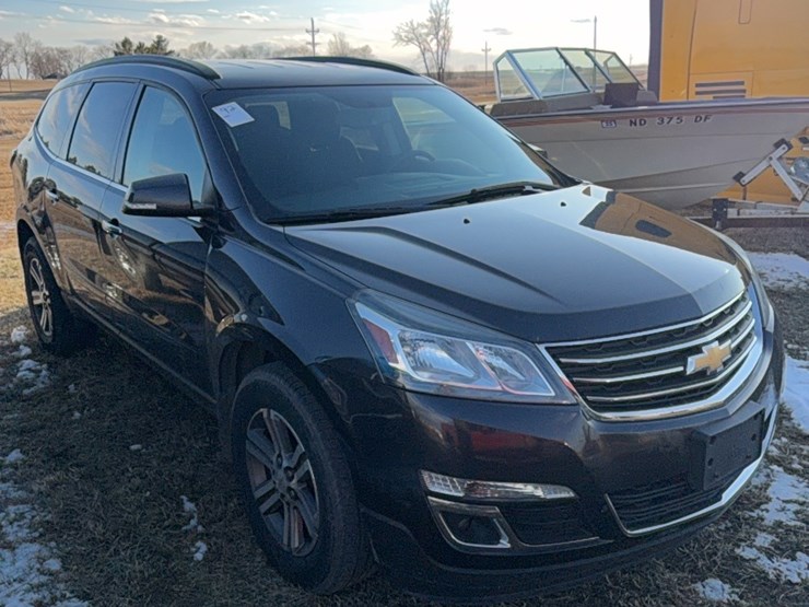 2017-chevrolet-traverse-image-33