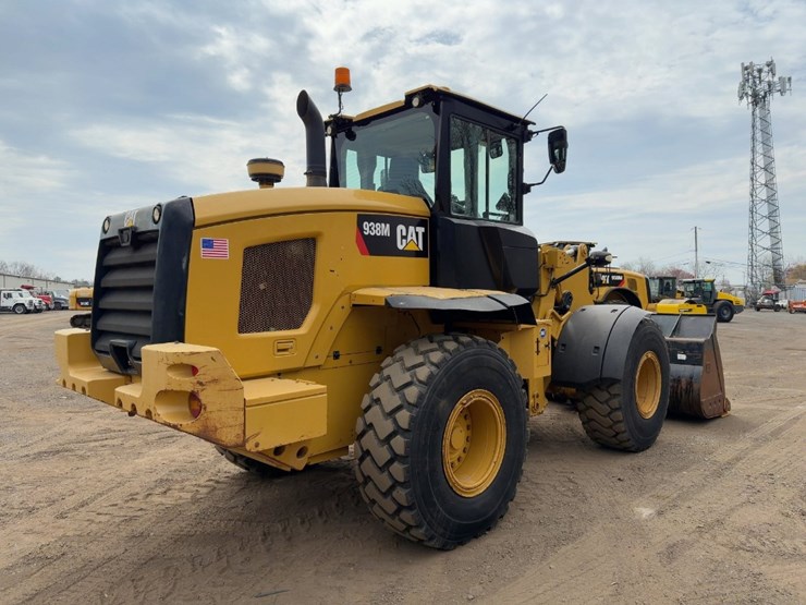 2016-caterpillar-938m-image-5