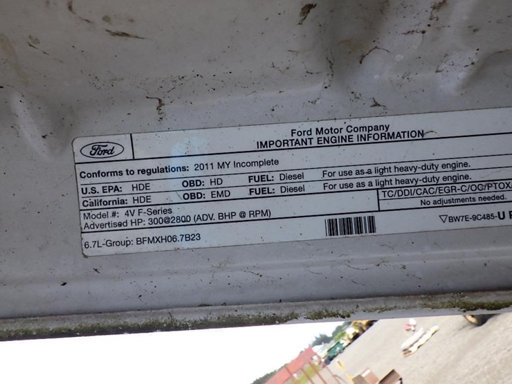 2011-ford-f550-image-15