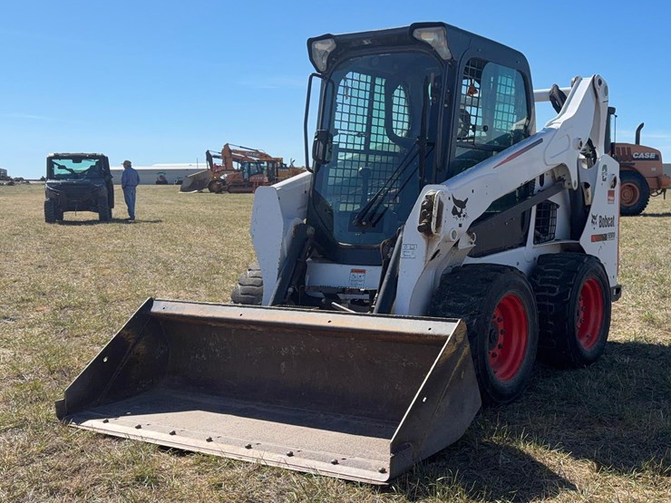 2016-bobcat-s530-image-1