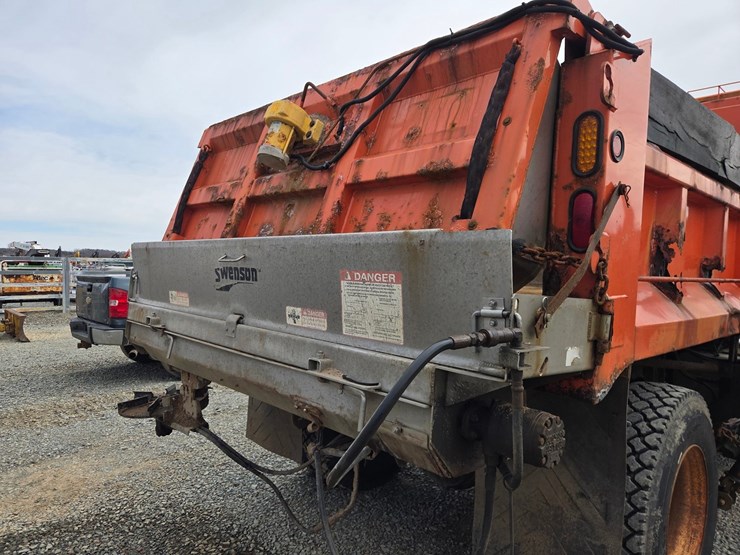 2002-international-7300-image-31