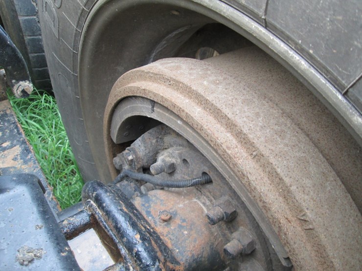 #46169-•-2007-freightliner-columbia-t/a-sleeper-truck-tractor-1fuja6cy07lx38975-image-13