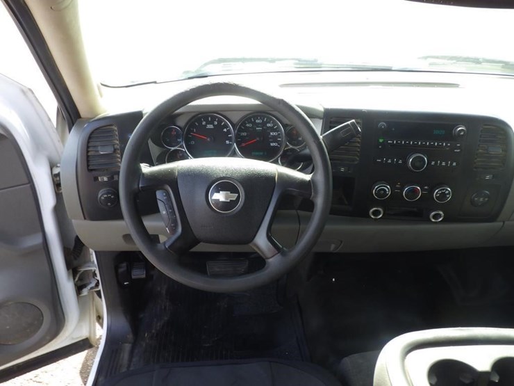 2008-chevrolet-3500hd-image-7