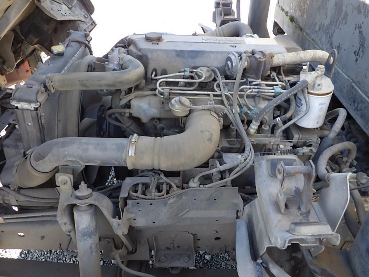 1999-isuzu-nqr-image-12